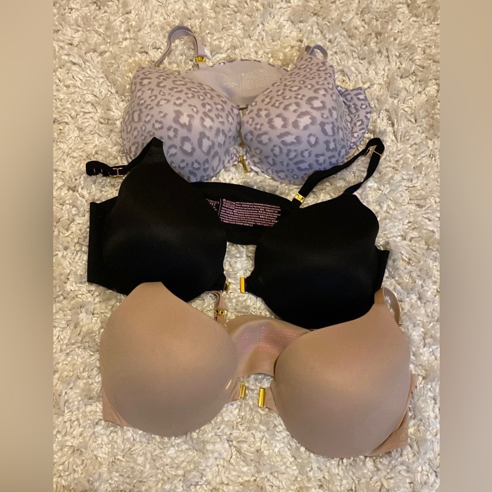 Victoria’s Secret Bra Lot 38B